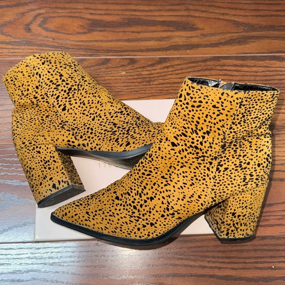 Size 10 altar’s state leopard print booties - Picture 1 of 4